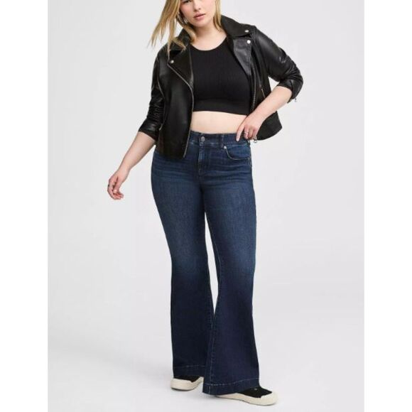 Torrid Bomb Shell Flare Super Soft High Rise Jeans In New Moon Size 20 Short - Picture 1 of 12